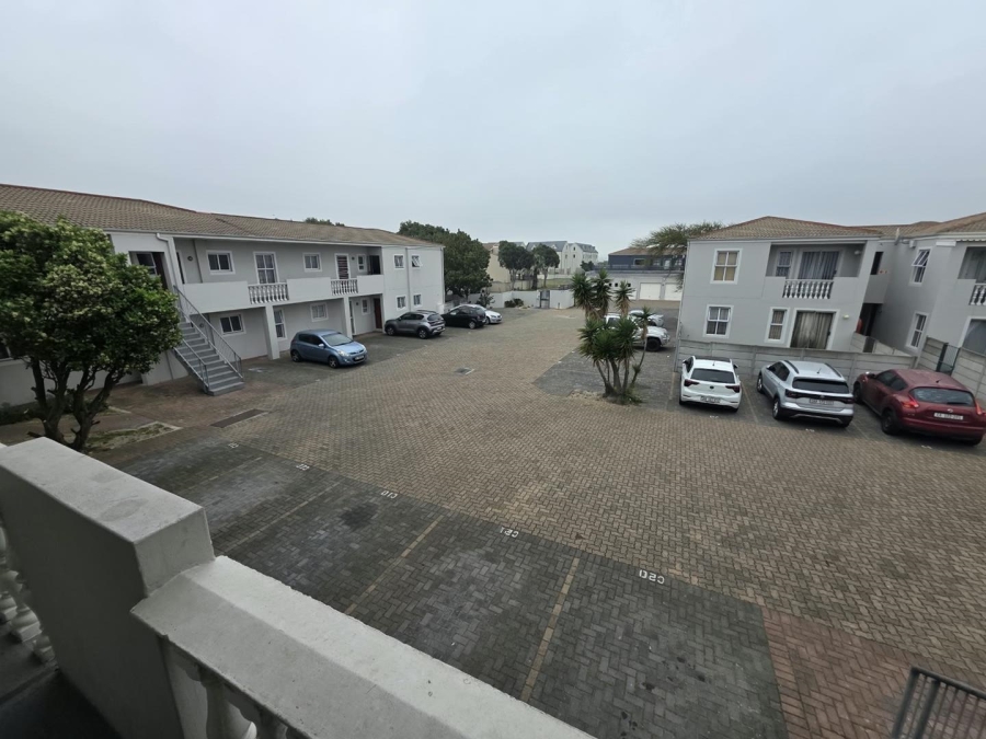 2 Bedroom Property for Sale in Parklands Western Cape
